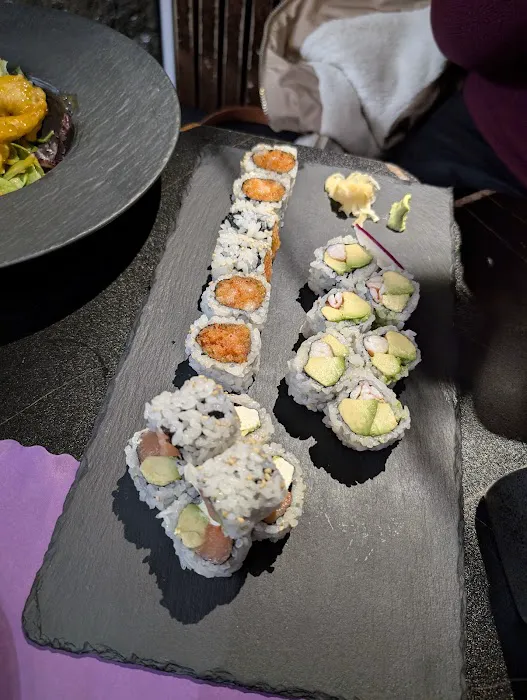 Mr sushi Japanese restaurant (Williamsburg) Picture 9