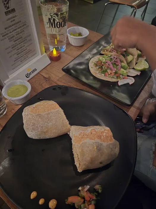 Brujos - Brooklyn Taco Company Picture 7