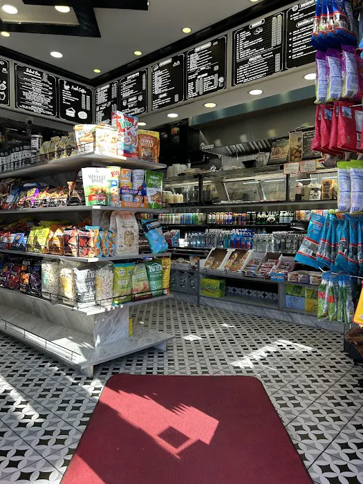 One Love Deli Picture 4