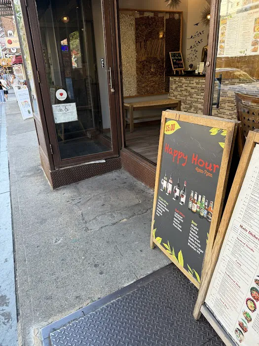 Williamsburg Thai Cuisine Picture 7
