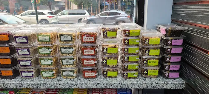 Deli D’Amour Picture 6