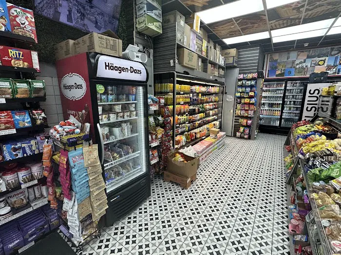 Deli D’Amour Picture 10