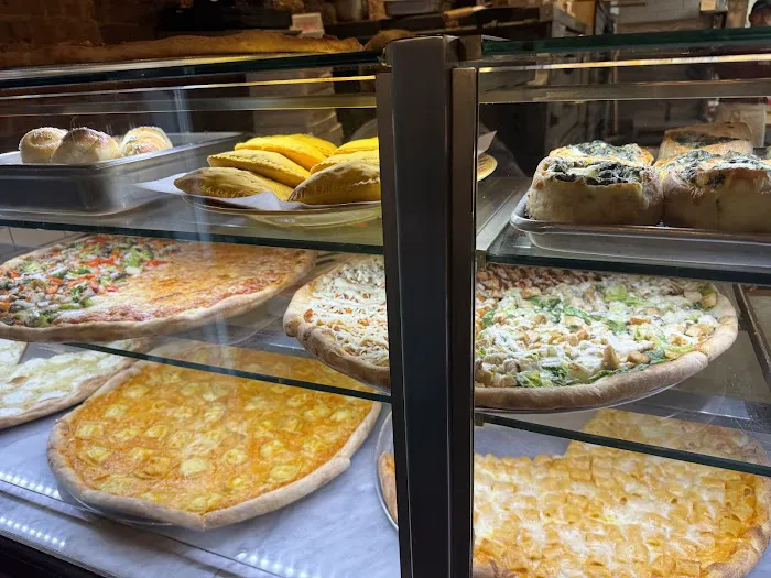 Rosa's Pizza Picture 2