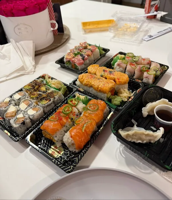 Sushi Yoshi Williamsburg Picture 6