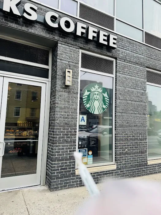 Starbucks Picture 6