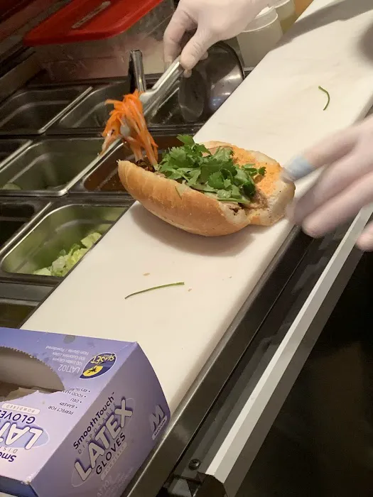 Bun Noodles & Sandwiches Picture 4