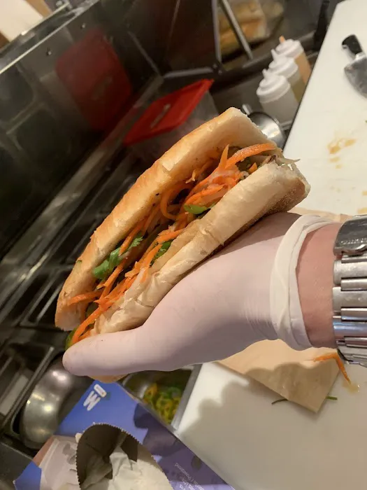 Bun Noodles & Sandwiches Picture 5