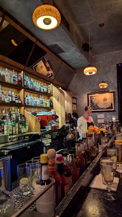 Fresh Kills Bar Picture 5
