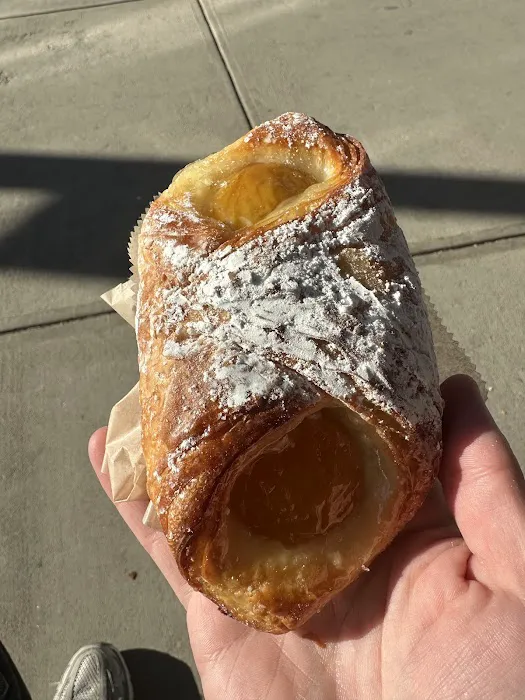 La Bicyclette Bakery Picture 5