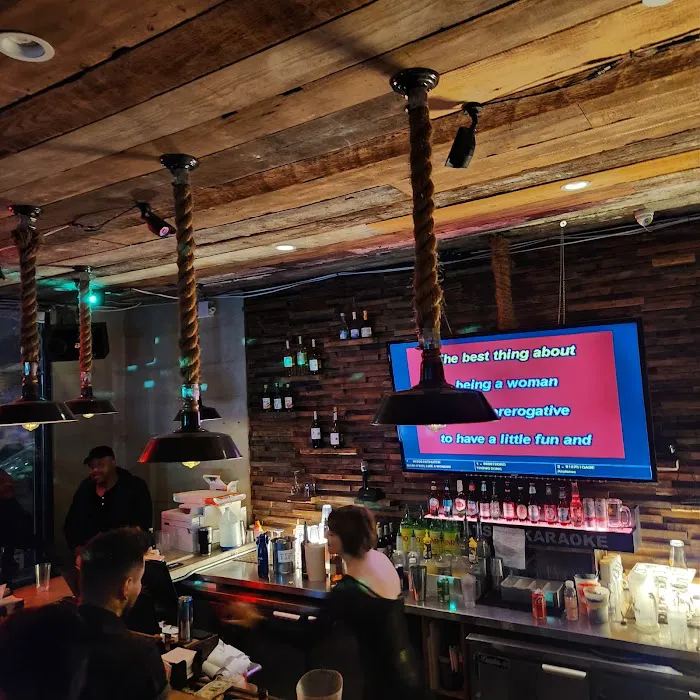 Beats Karaoke Cafe Picture 3