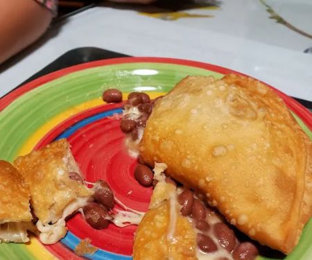 Cesaru2019s Empanadas Truck