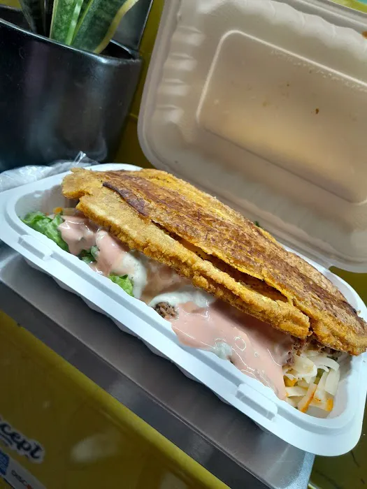 Canaima Food Truck Picture 6