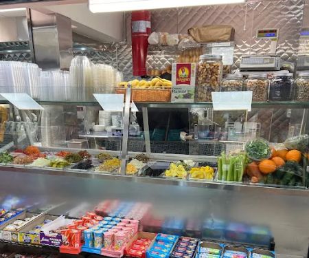 Steve Deli And Grill