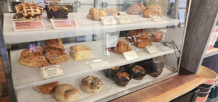 BDC CAFE Picture 7