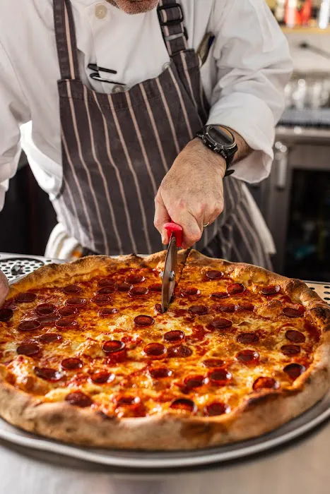 Stretch Pizza Picture 5
