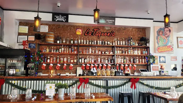 La Taqueria Picture 10
