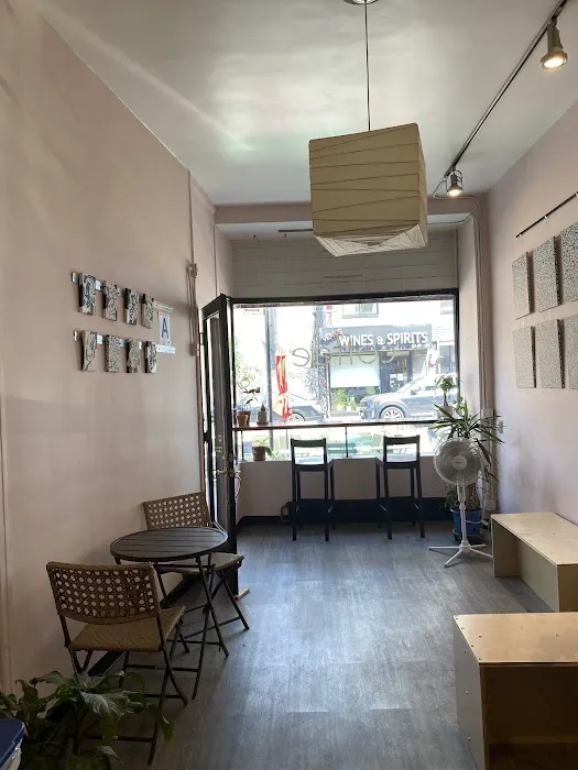 Olas Coffee Company Picture 2