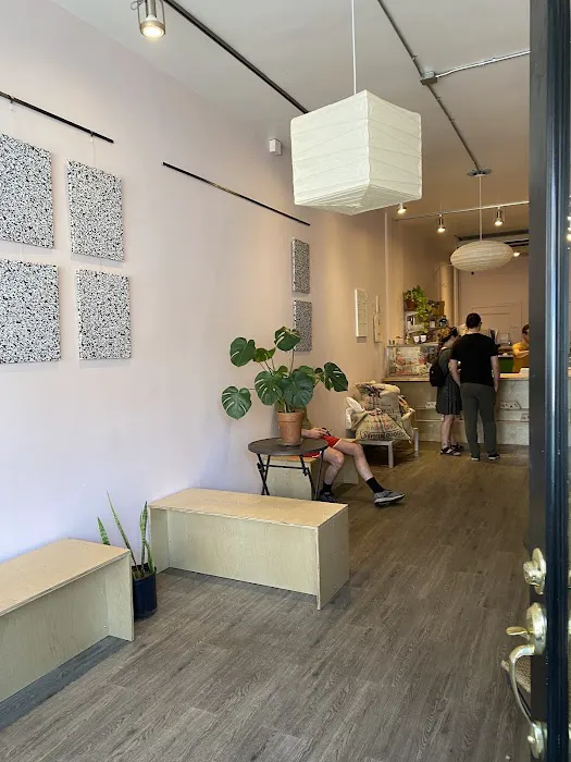 Olas Coffee Company Picture 9