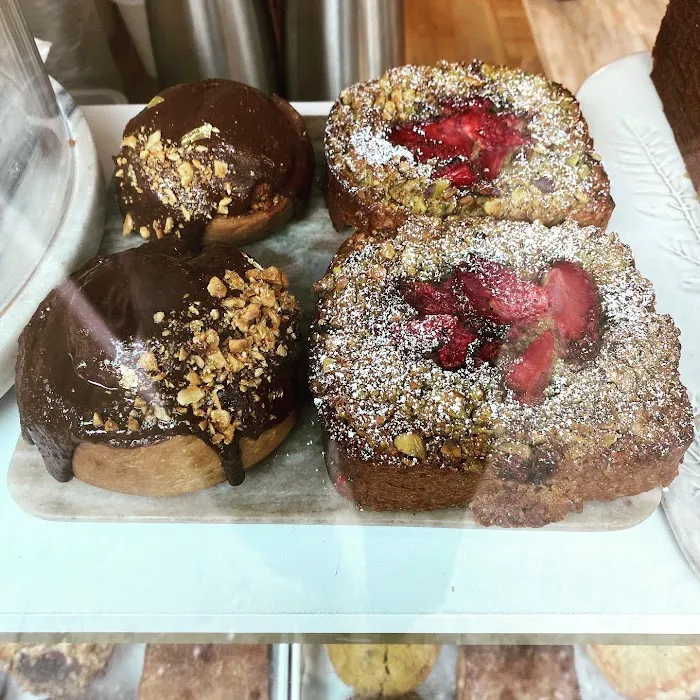 Paloma Coffee & Bakery, Williamsburg Picture 3