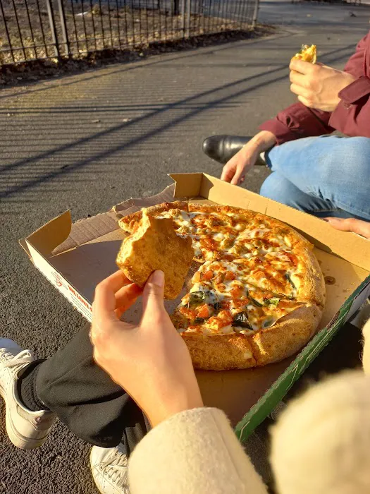 Papa Johns Pizza Picture 4