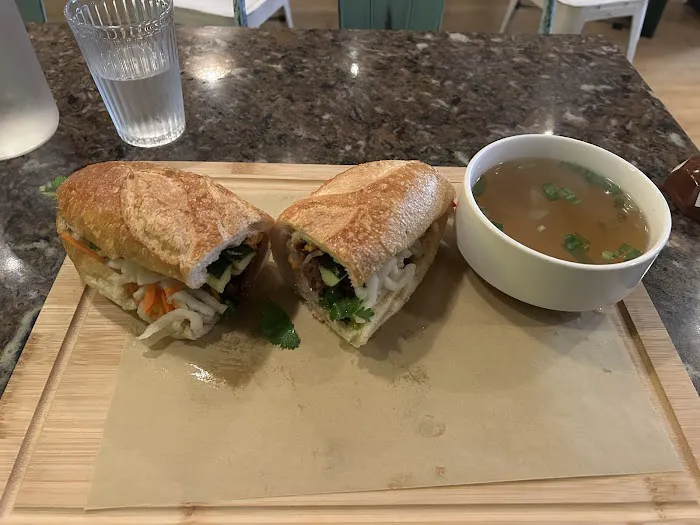 Mama Pho Picture 9