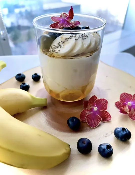 Peña Colada Fruit and Juice Bar Picture 2