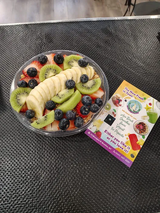 Peña Colada Fruit and Juice Bar Picture 5