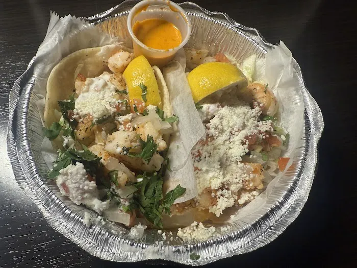 CHINELOS TACOS Picture 6