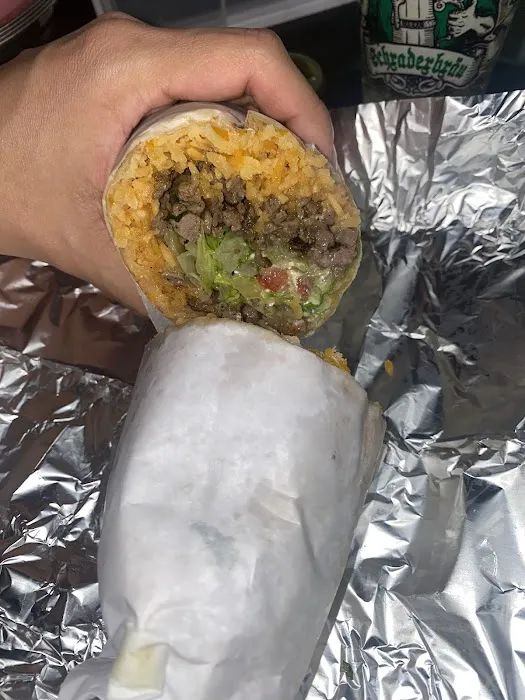 CHINELOS TACOS Picture 8