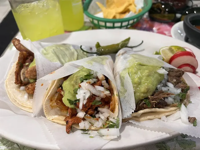 El Mariachi Restaurant Picture 6