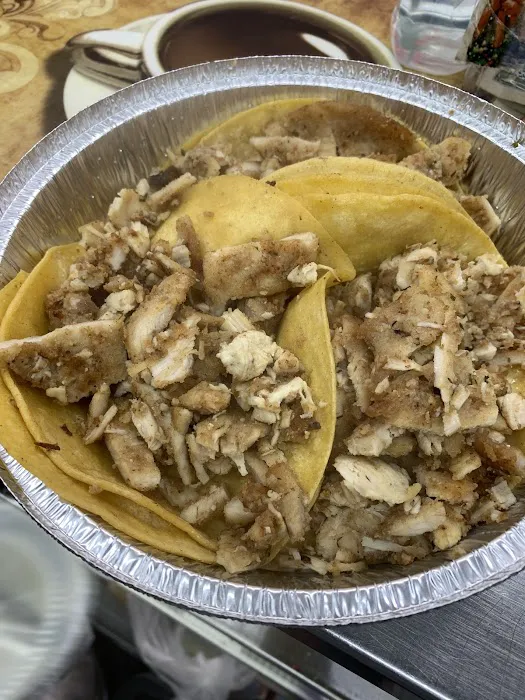 El carnalito Food truck Picture 7