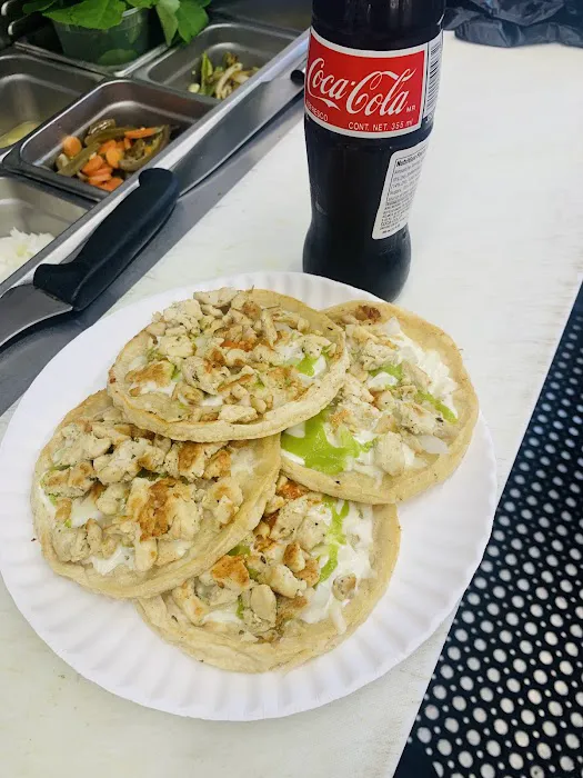 El carnalito Food truck Picture 2