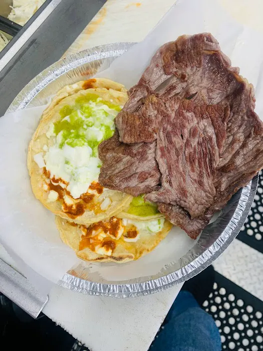 El carnalito Food truck Picture 10