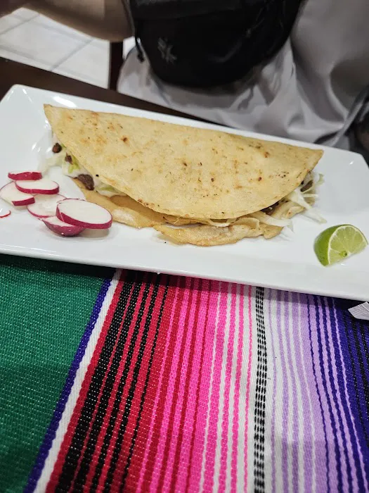 Taqueria el gallo giro corp Picture 1