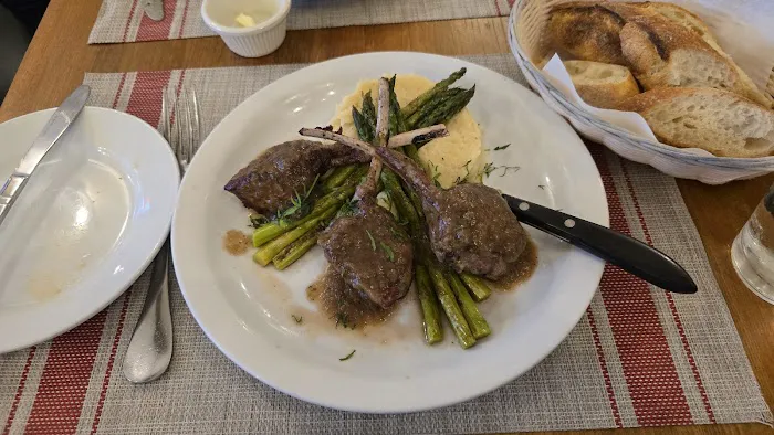 Bistro Eloise - French Restaurant Picture 8