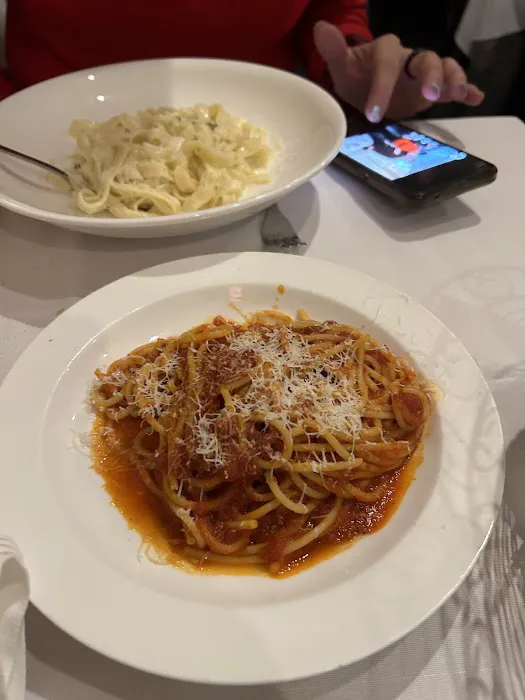 Armondo's Italian Resturant Picture 4