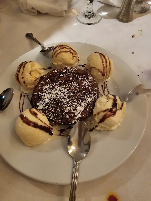 Armondo's Italian Resturant Picture 7