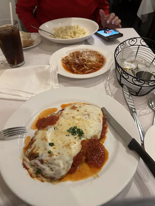 Armondo's Italian Resturant Picture 5