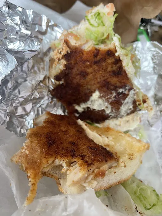 N & R Delicatessen Picture 9