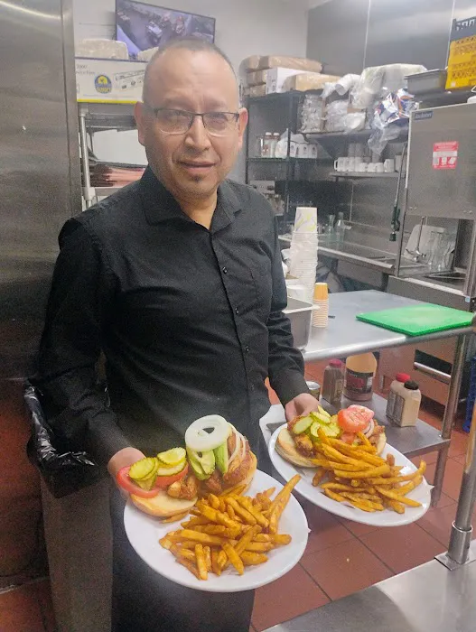 Mister Chicken BAR Picture 4
