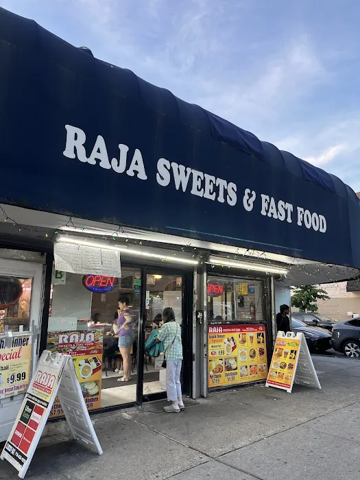 Raja Sweets & Fast Food Picture 4