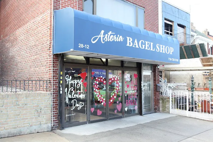 Astoria Bagel Shop Picture 3
