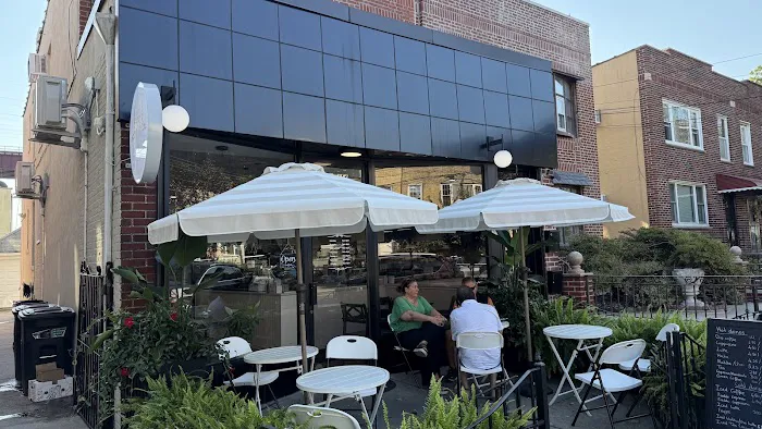 Meri's Bakeshop Cafe Picture 2