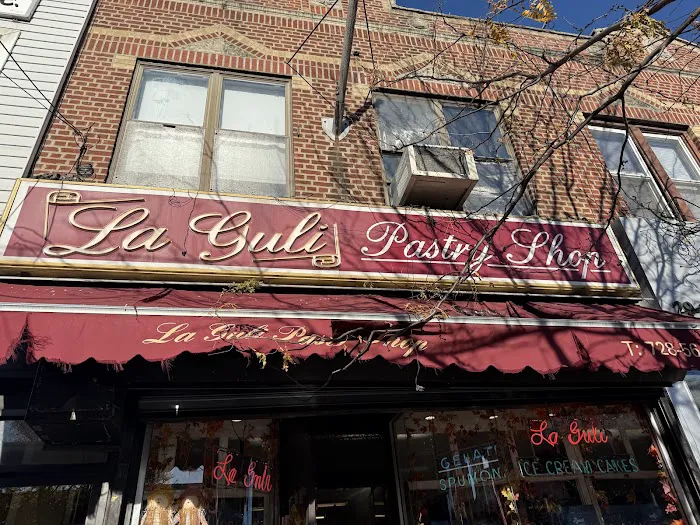 La Guli Pastry Shop Picture 10