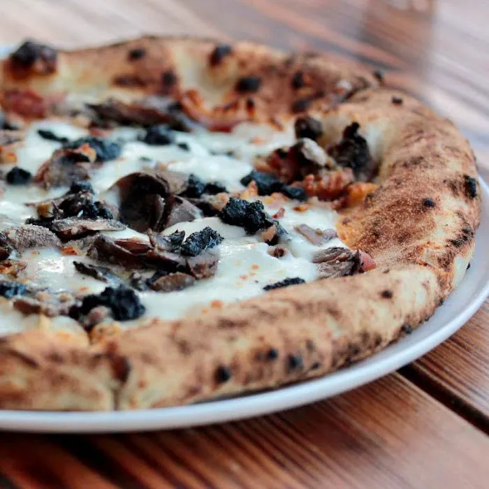 Tufino Pizzeria Picture 2