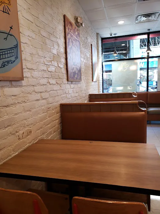 Popeyes Louisiana Kitchen Picture 1