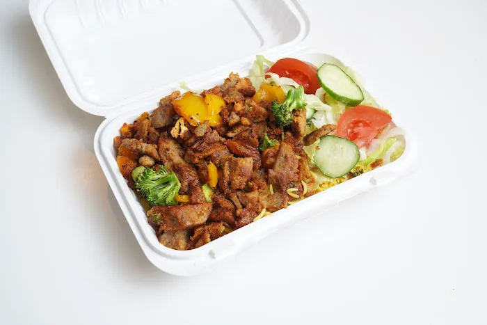 Houssine Halal Food Cart Picture 1