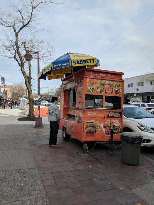 Houssine Halal Food Cart Picture 8