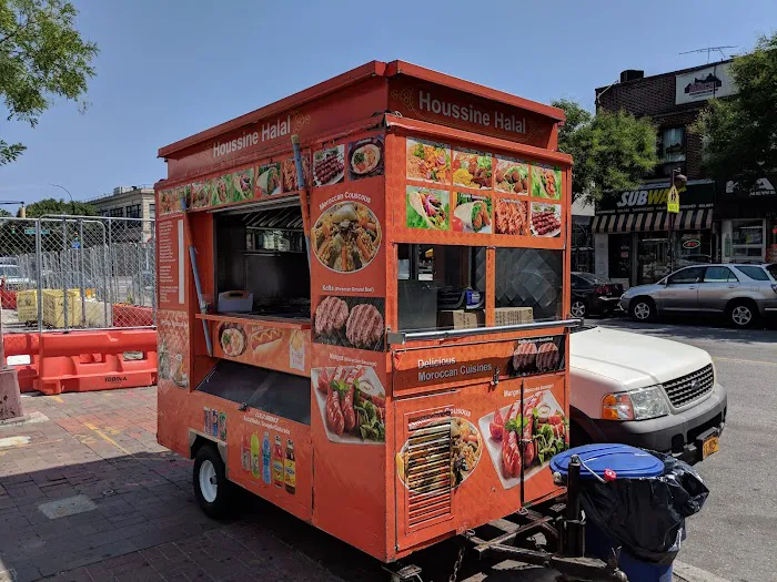Houssine Halal Food Cart Picture 7