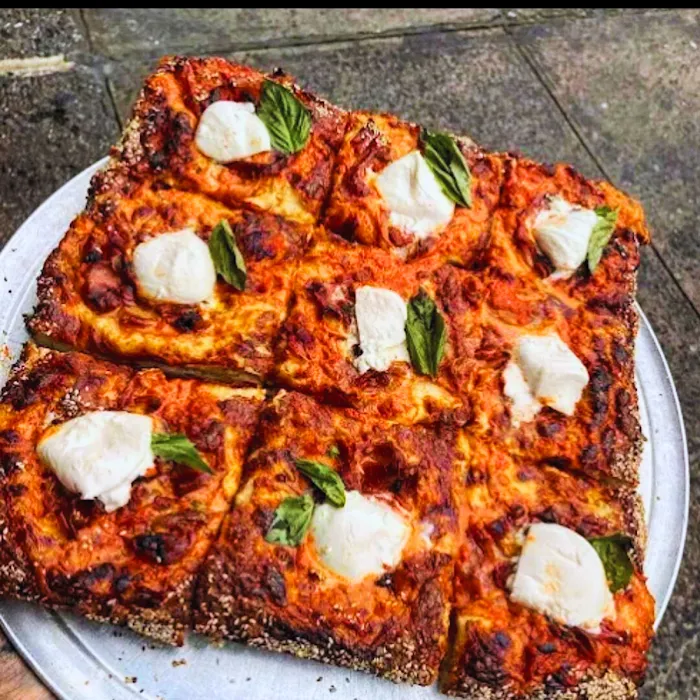 Krave It Pizza & Sandwich Joint Picture 4